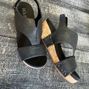 Black Patent Croco Reality Wedges - Corkys